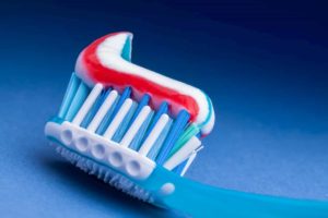 Refuser d'utiliser du dentifrice contenant du triclosan